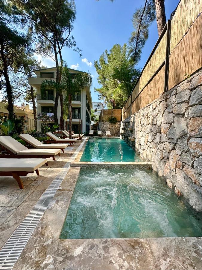 Esmahan Forest And Pool By Zehra Suites มาร์มาริส ภายนอก รูปภาพ