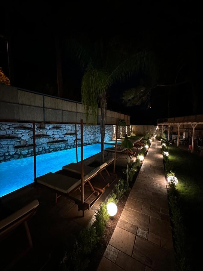 Esmahan Forest And Pool By Zehra Suites มาร์มาริส ภายนอก รูปภาพ